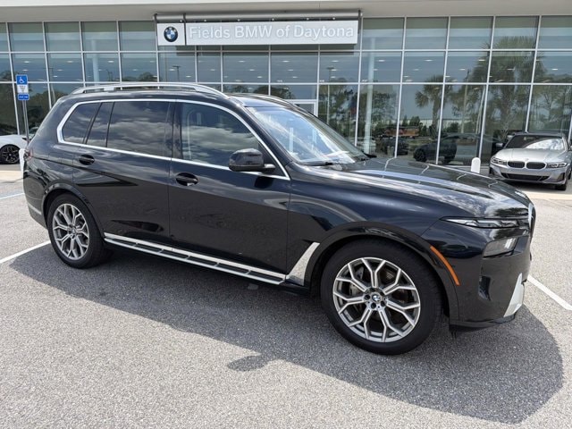 2025 BMW X7 xDrive40i's photo