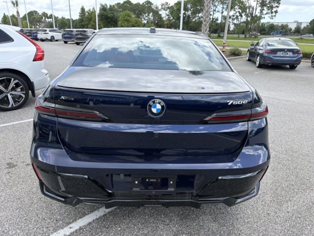 New 2026 BMW 750e xDrive 750e xDrive Plug-In Hybrid