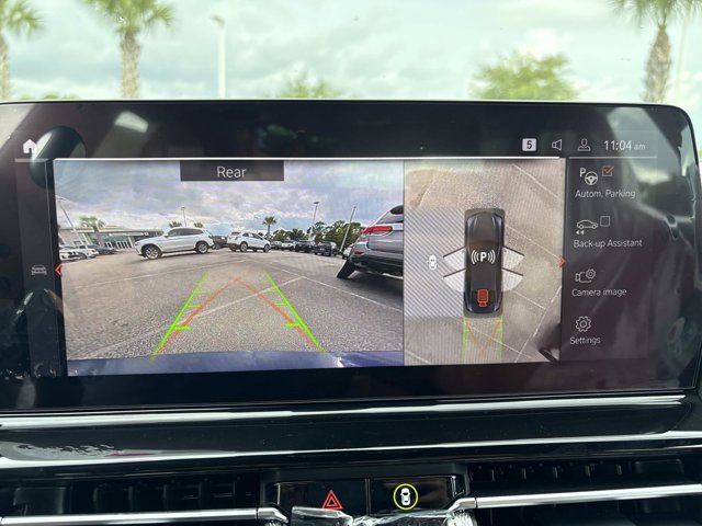 2026 BMW 8 Series 840i - Photo 25