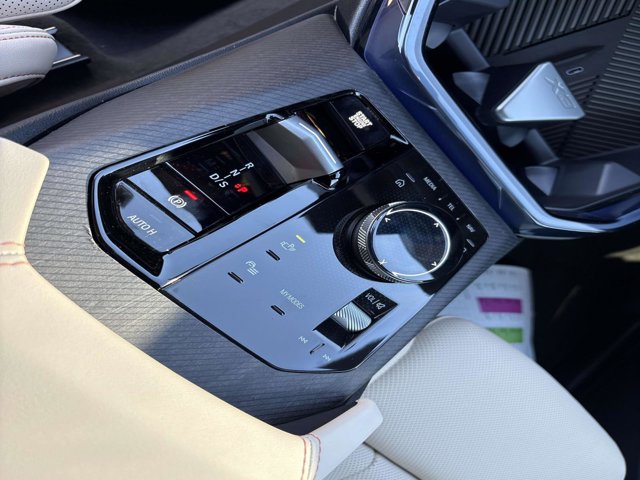 2026 BMW X3 30 - Photo 26