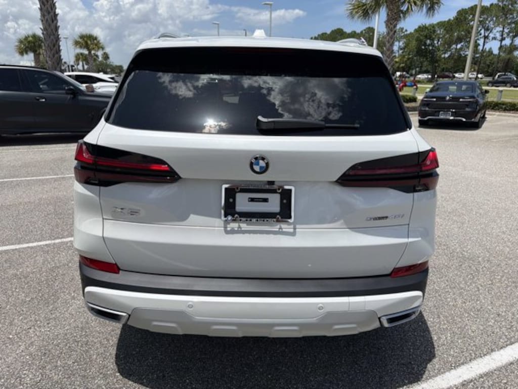 New 2026 BMW X5 sDrive40i sDrive40i Sports Activity Vehicle