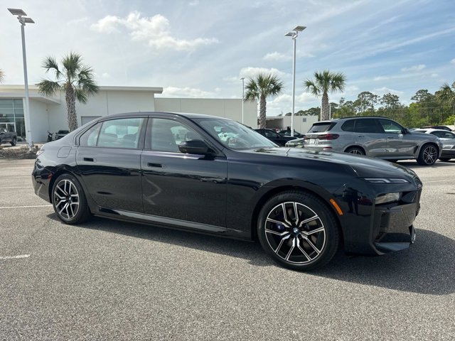 2025 Bmw 750e 750e xDrive photo 2