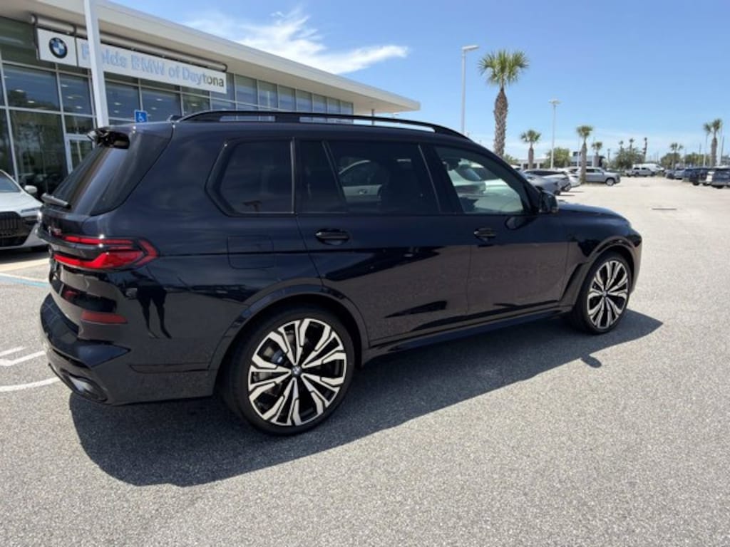 New 2027 BMW X7 xDrive40i xDrive40i Sports Activity Vehicle