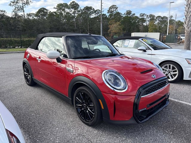 2024 MINI Convertible S's photo