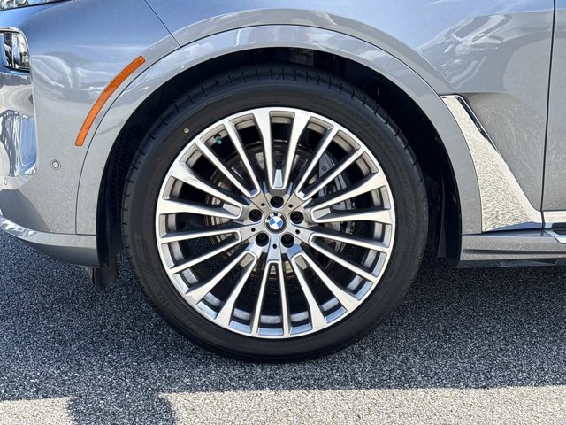 2023 BMW X7 40i - Photo 11