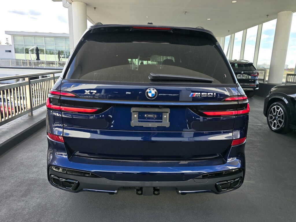 New 2026 BMW X7 M60i SUV