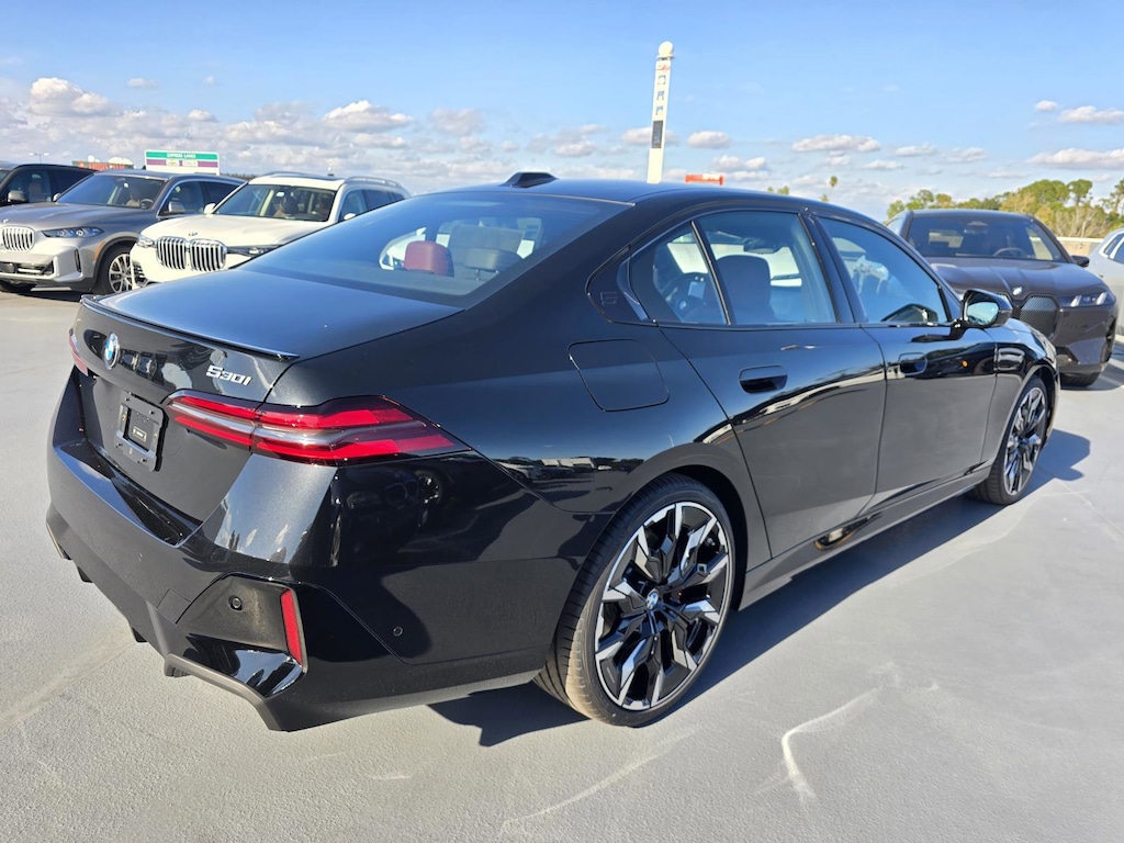 New 2026 BMW 530i 530i Sedan