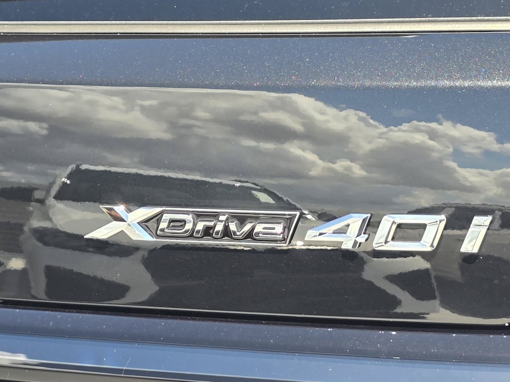 New 2027 BMW X7 xDrive40i SUV