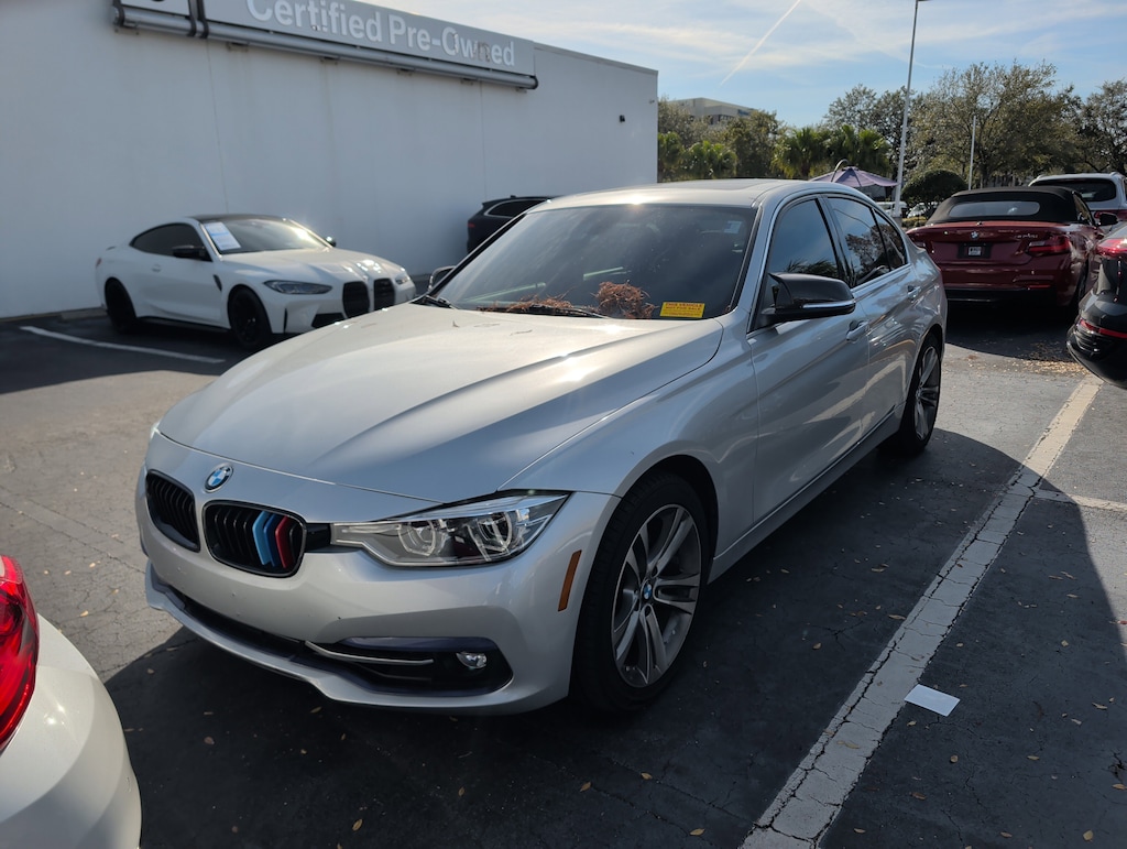 Used 2018 BMW 3 Series 330i xDrive Sedan