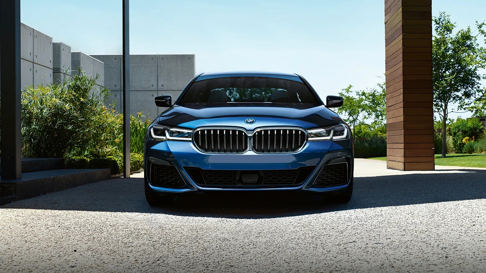 BMW-MY22-5Series-Gallery-04.png