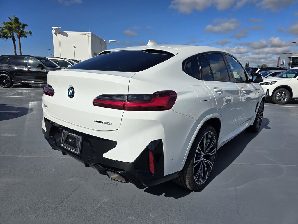 New 2025 BMW X4 xDrive30i SUV