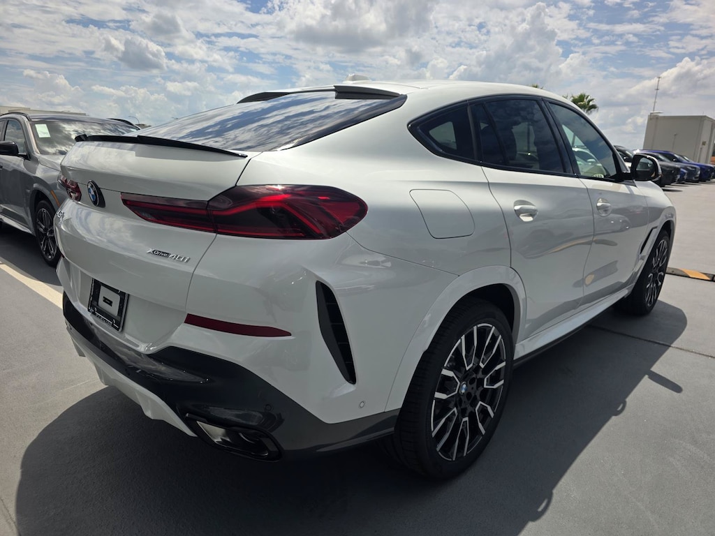 New 2027 BMW X6 xDrive40i SUV