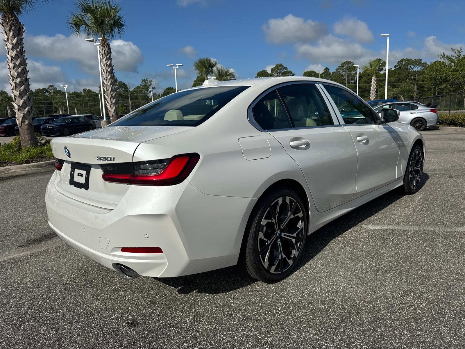 2025 Bmw 330i xDrive photo 4