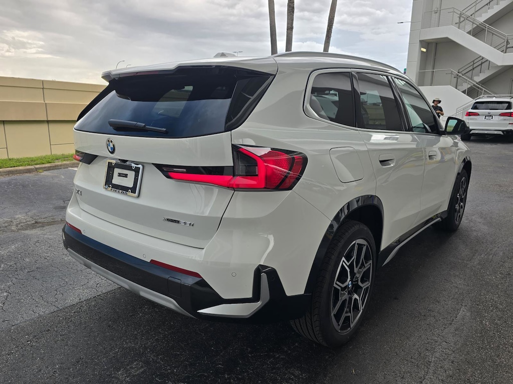New 2026 BMW X1 xDrive28i SUV