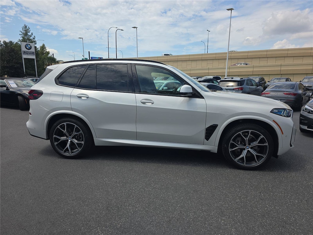 Certified 2024 BMW X5 xDrive40i xDrive40i Sports Activity Vehicle
