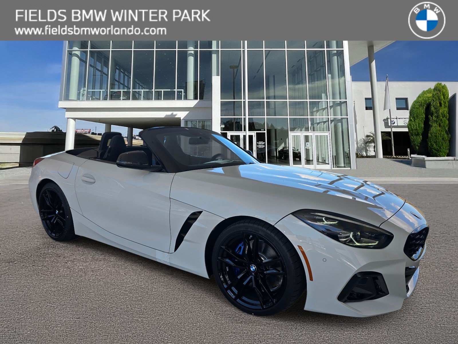 2026 BMW Z4 sDrive30i's photo