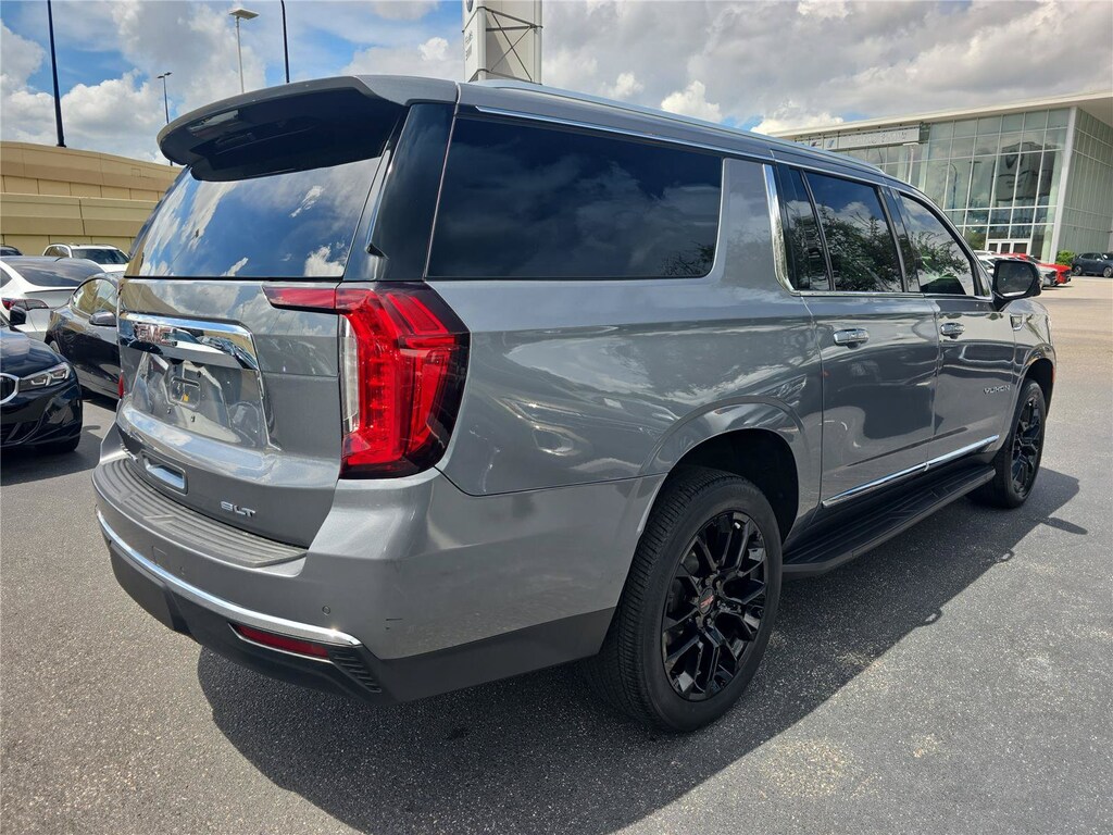 Used 2022 GMC Yukon XL SLT 2WD SLT
