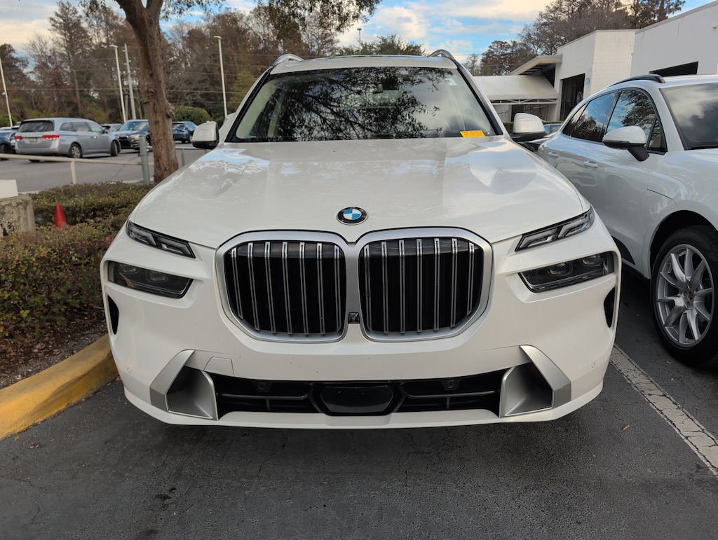 Used 2024 BMW X7 xDrive40i xDrive40i Sports Activity Vehicle
