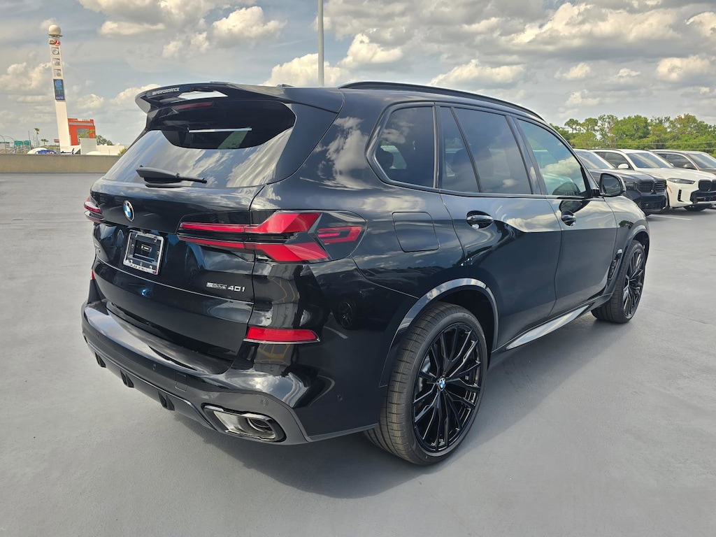 New 2026 BMW X5 sDrive40i SUV