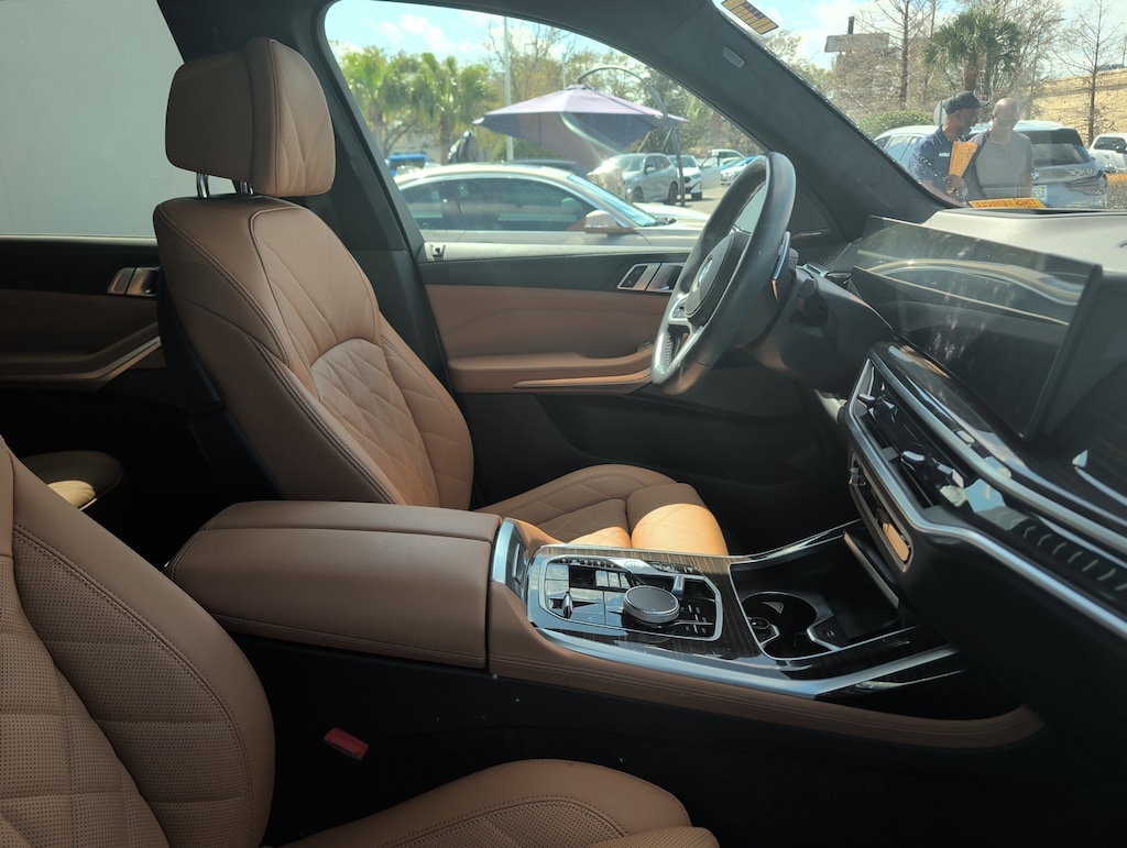 Used 2024 BMW X7 xDrive40i xDrive40i Sports Activity Vehicle