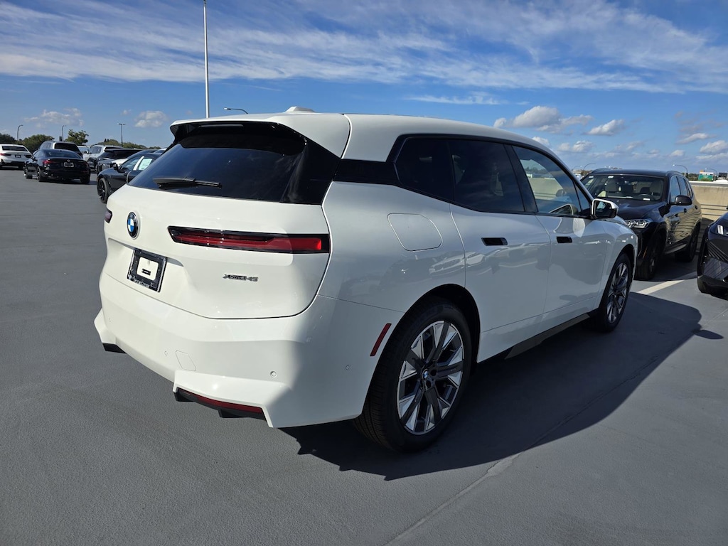 New 2026 BMW iX xDrive45 SUV