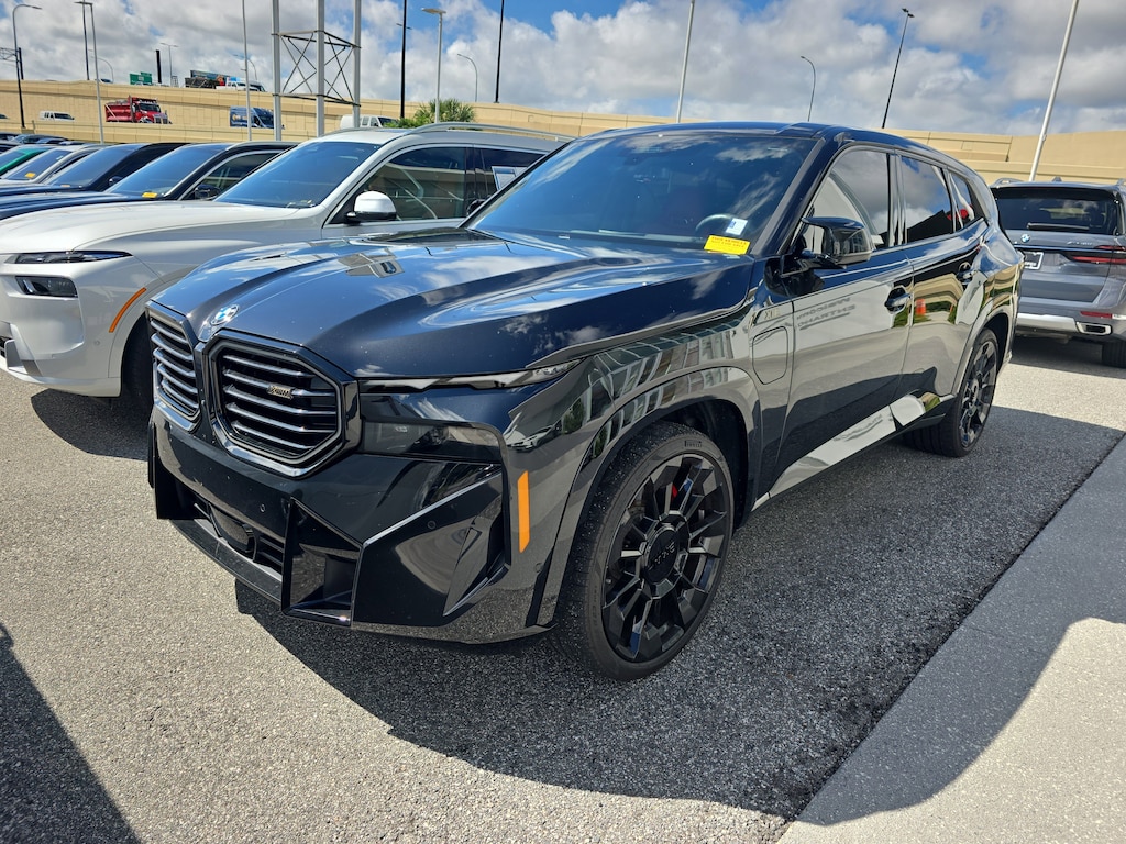 Used 2025 BMW XM  Sports Activity Vehicle
