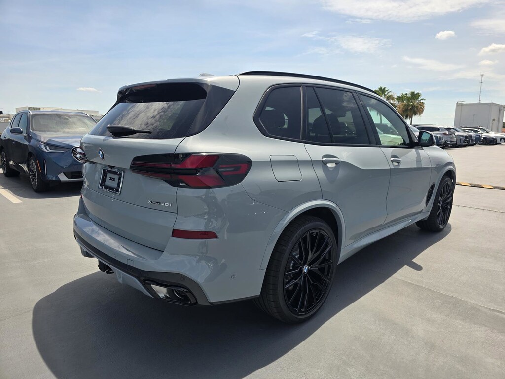 New 2026 BMW X5 xDrive40i SUV