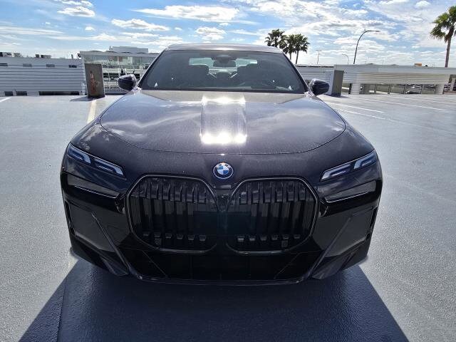2025 Bmw i7 xDrive60 photo 3
