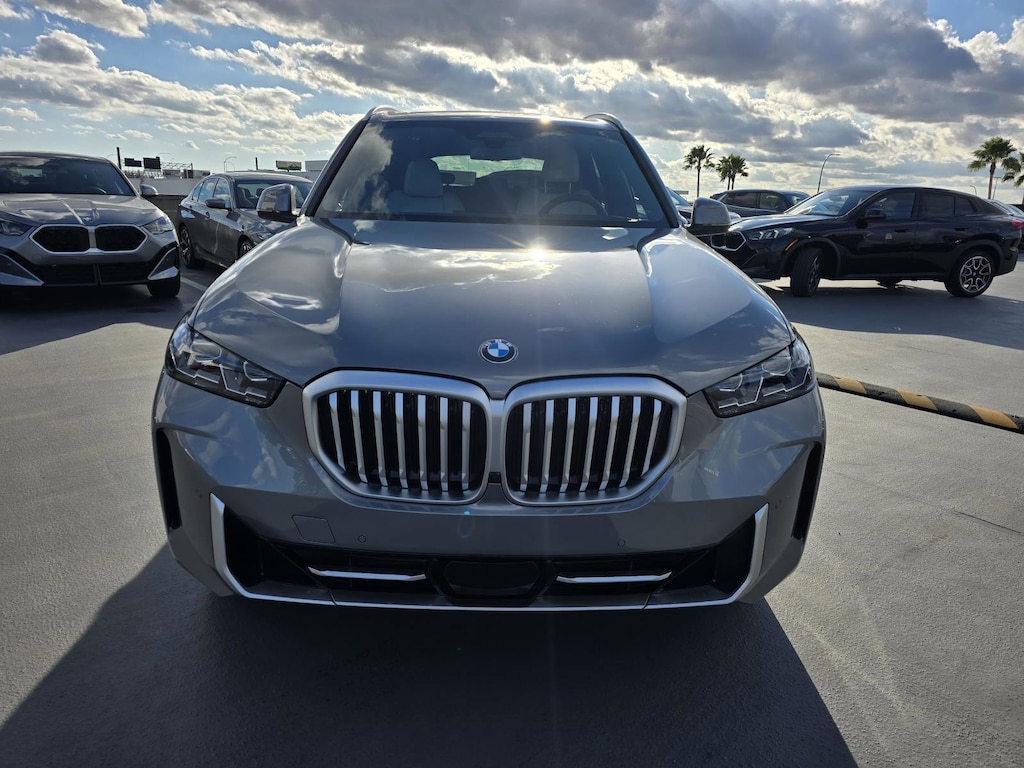 New 2026 BMW X5 sDrive40i SUV