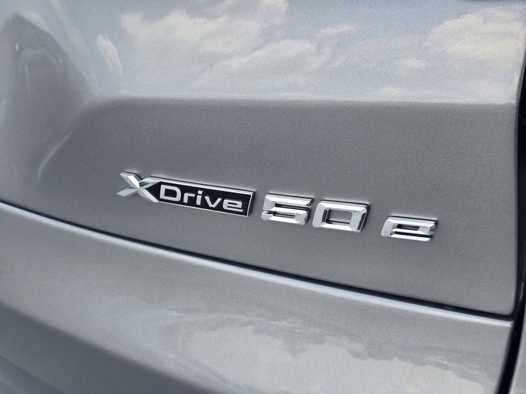 New 2026 BMW X5 PHEV xDrive50e SUV