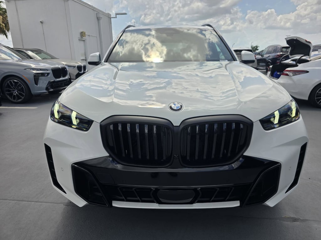 New 2026 BMW X5 sDrive40i SUV