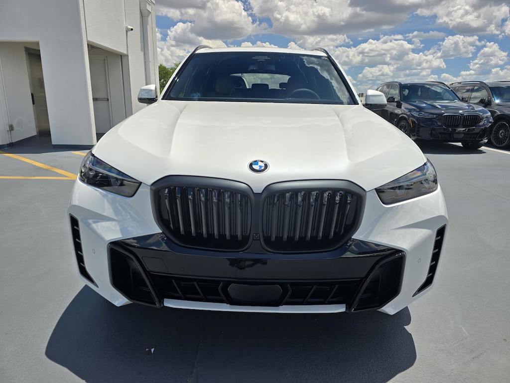 New 2026 BMW X5 sDrive40i SUV