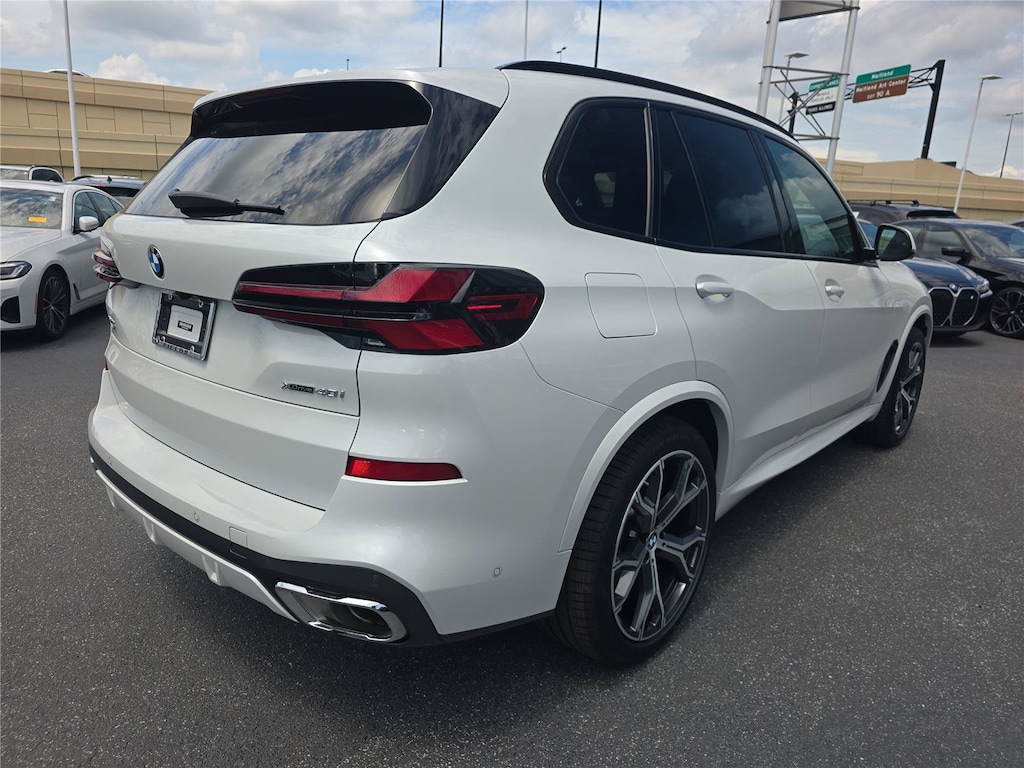 Certified 2024 BMW X5 xDrive40i xDrive40i Sports Activity Vehicle