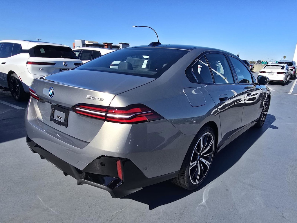 New 2026 BMW 550e 550e xDrive Sedan