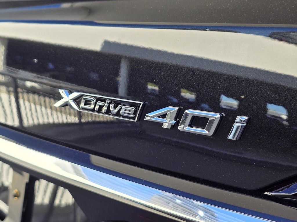 New 2026 BMW X7 xDrive40i SUV