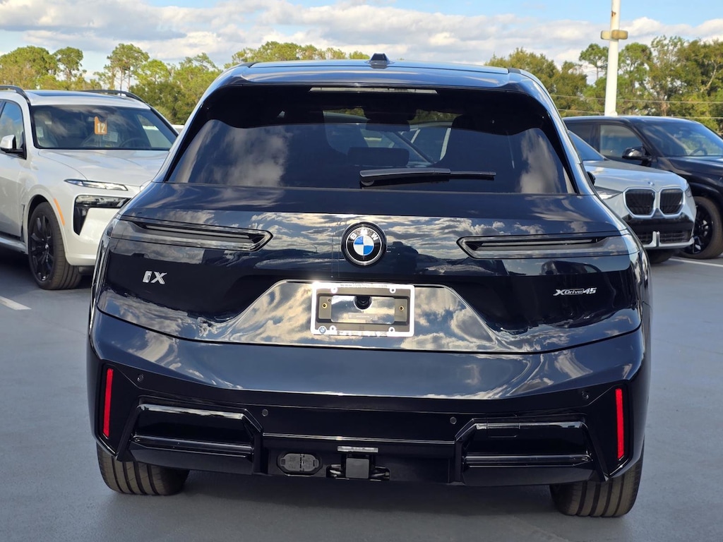 New 2026 BMW iX xDrive45 SUV