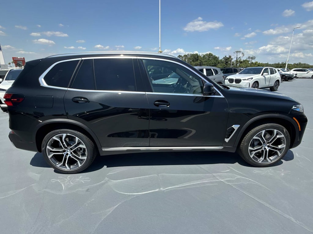 New 2026 BMW X5 sDrive40i SUV
