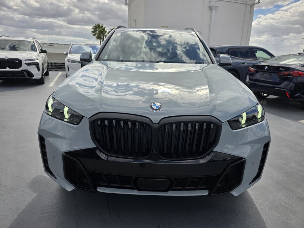 New 2026 BMW X5 sDrive40i SUV