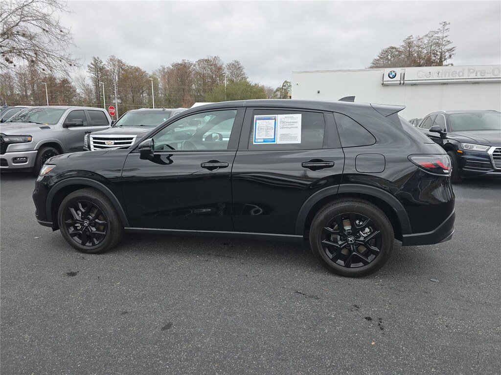 Used 2025 Honda HR-V Sport Sport 2WD CVT