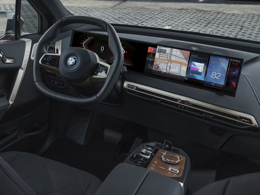 2023-bmw-ix-interior2.png