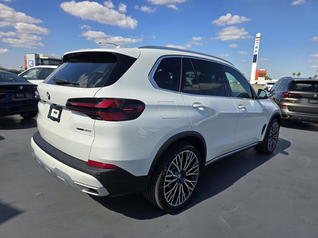New 2026 BMW X5 sDrive40i SUV