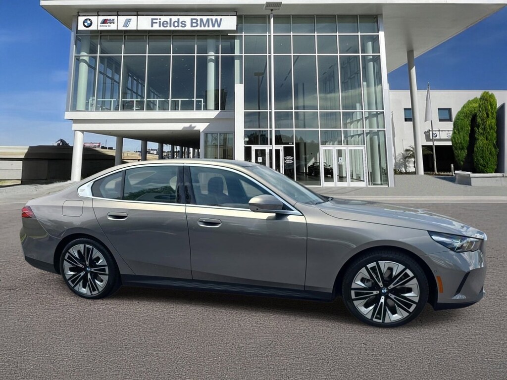 Used 2025 BMW 5 Series 540i xDrive Sedan