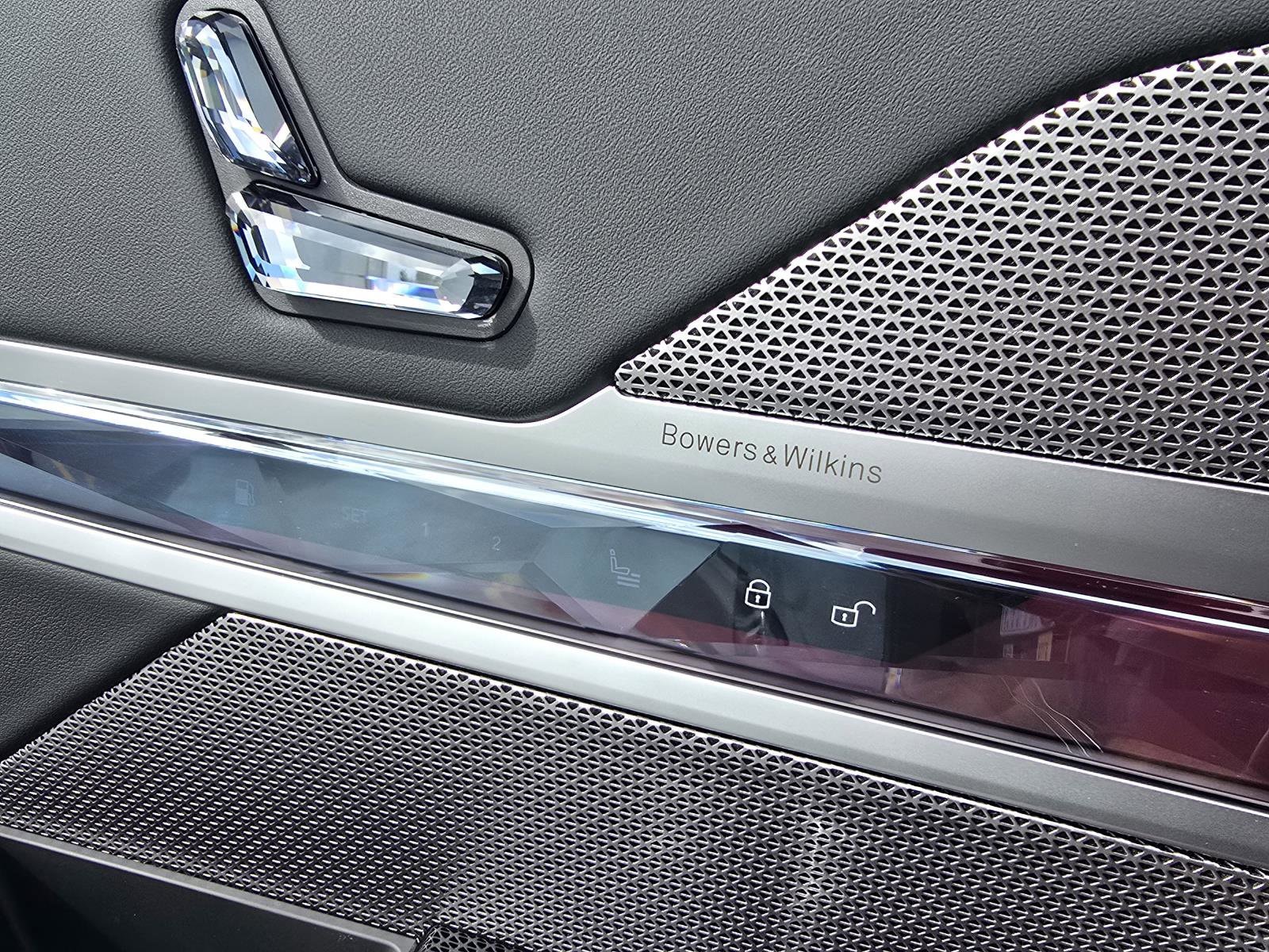 2026 BMW 7 Series 750e - Photo 22