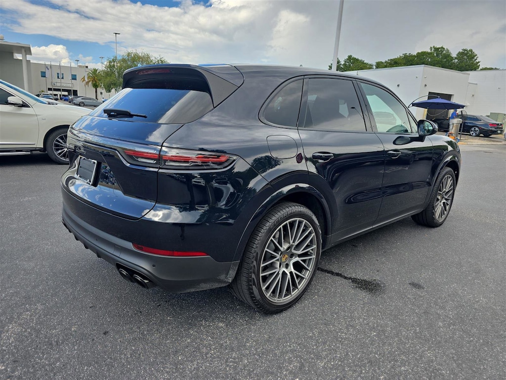 Used 2022 Porsche Cayenne Platinum Edition Platinum Edition AWD