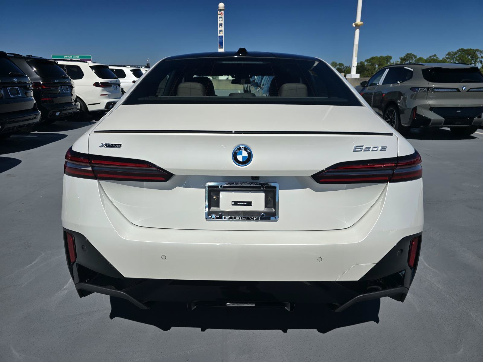 New 2027 BMW 550e 550e xDrive Sedan