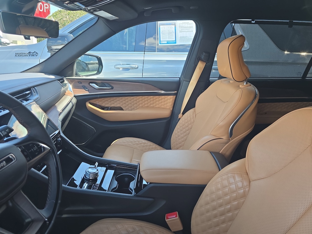 Used 2023 Jeep Grand Cherokee L Summit Summit 4x4