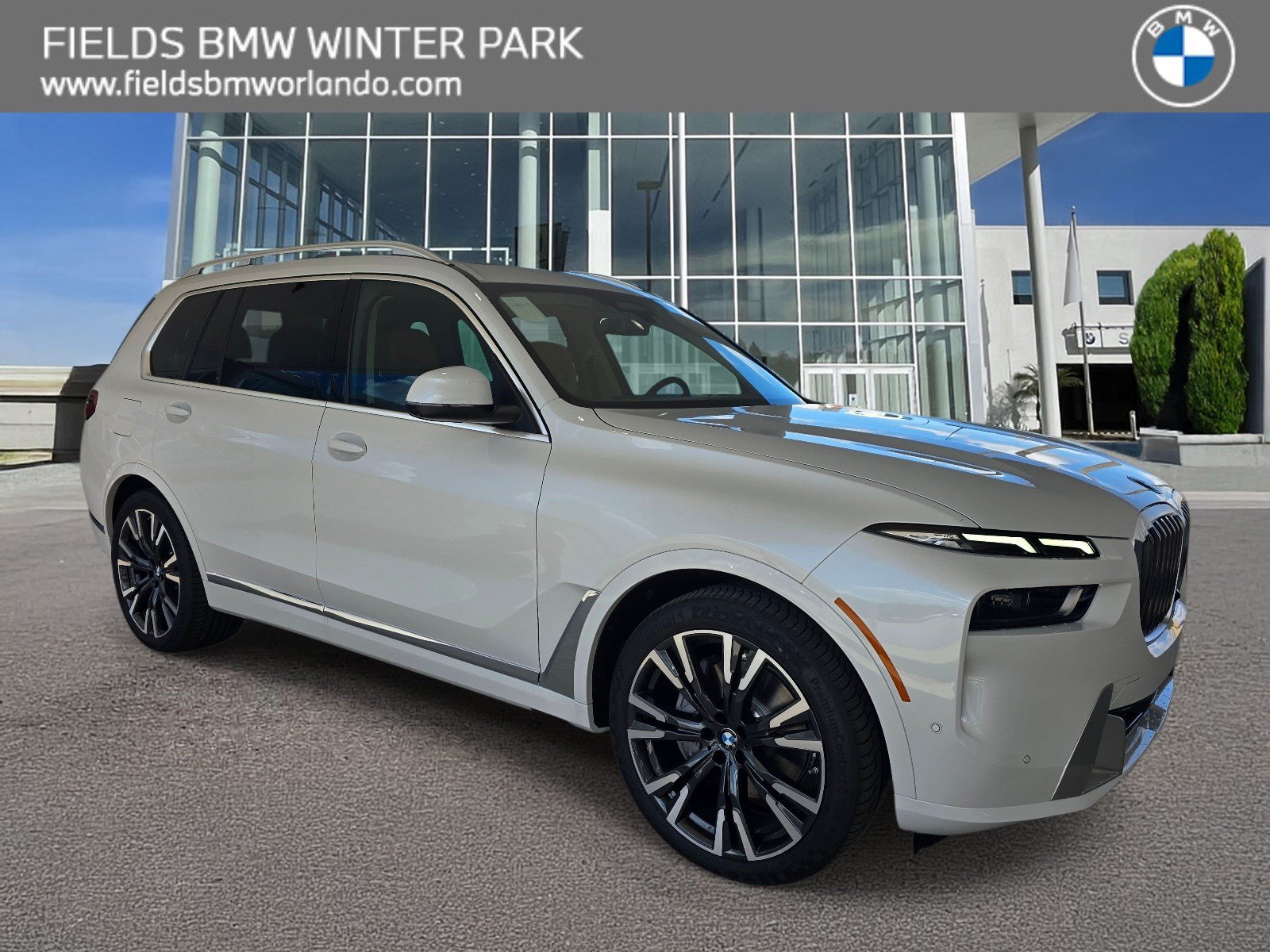 2027 BMW X7 40i