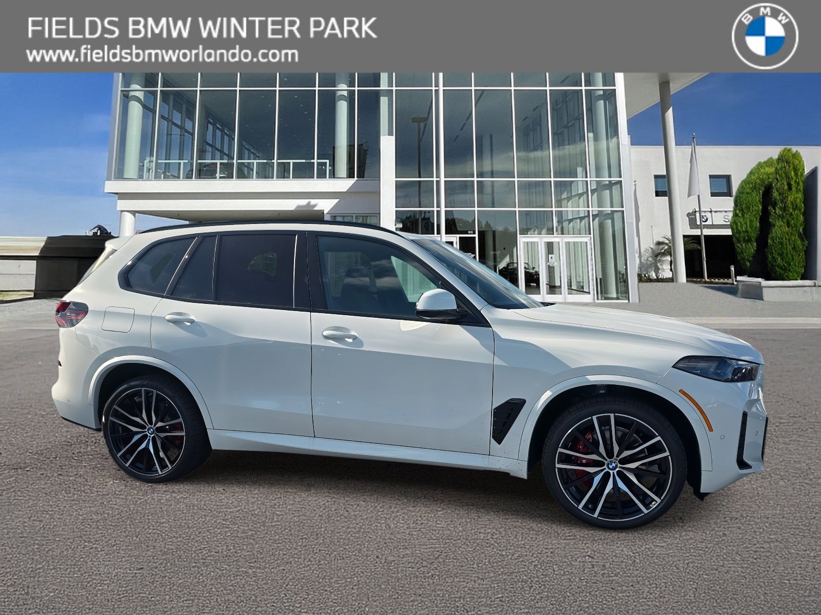 2026 BMW X5 40i's photo