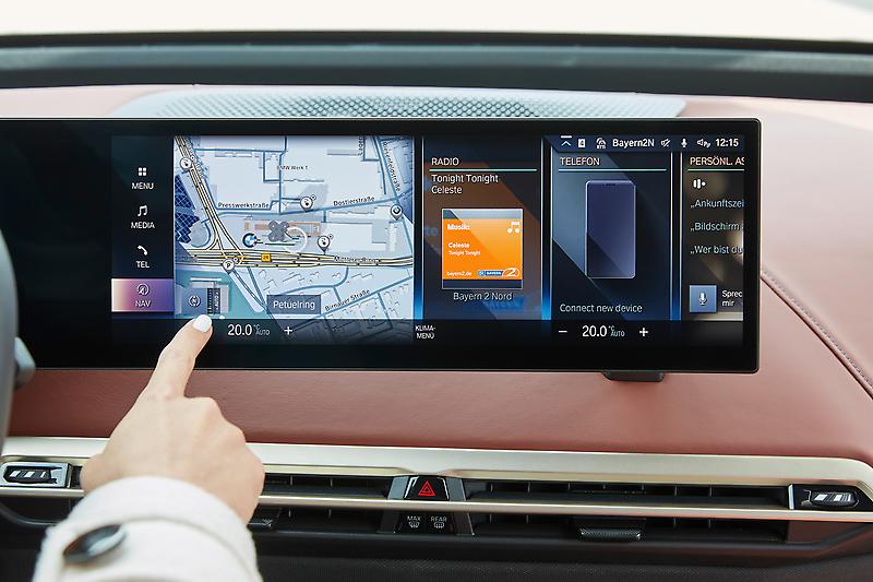 2024-bmw-ix-infotainment-map-close.jpg