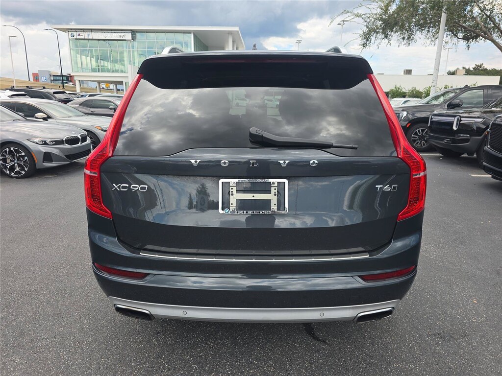 Used 2017 Volvo XC90 Momentum T6 AWD 7-Passenger Momentum